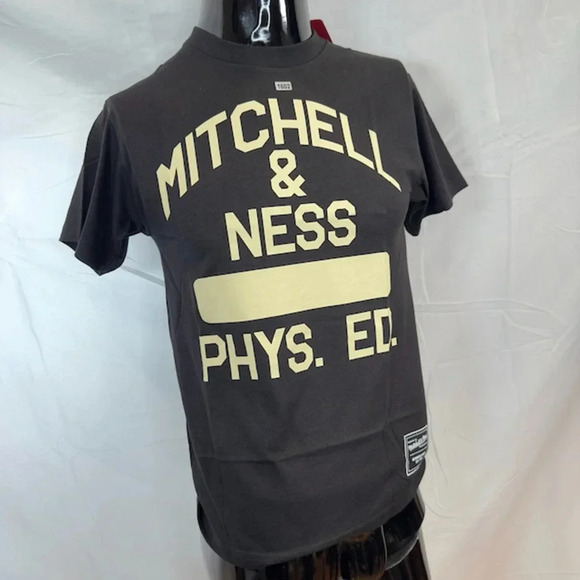 New Mitchell & Ness Branded M&N Midweight Graphic Tee Phys. Ed Black Size Small - Picture 3 of 6